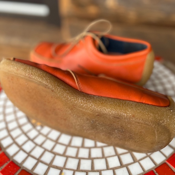 John Fluevogs Orange Size 37 (fit big) Shoes - Picture 4 of 6